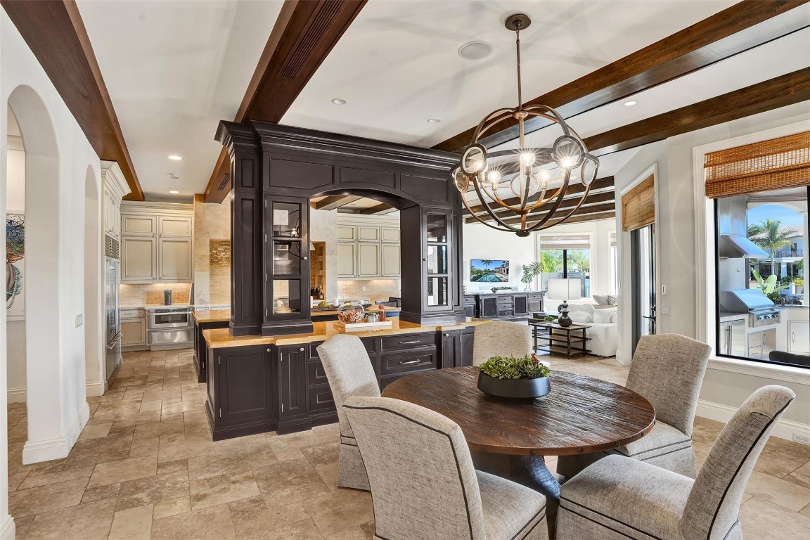 BAY COLONY - Residential