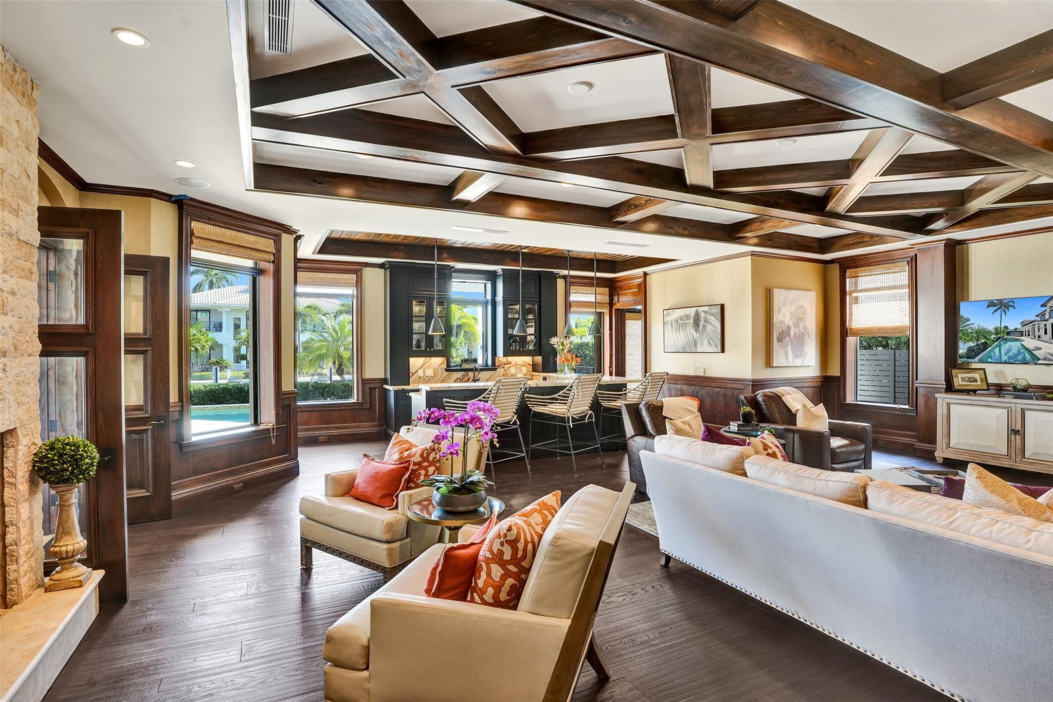 BAY COLONY - Residential