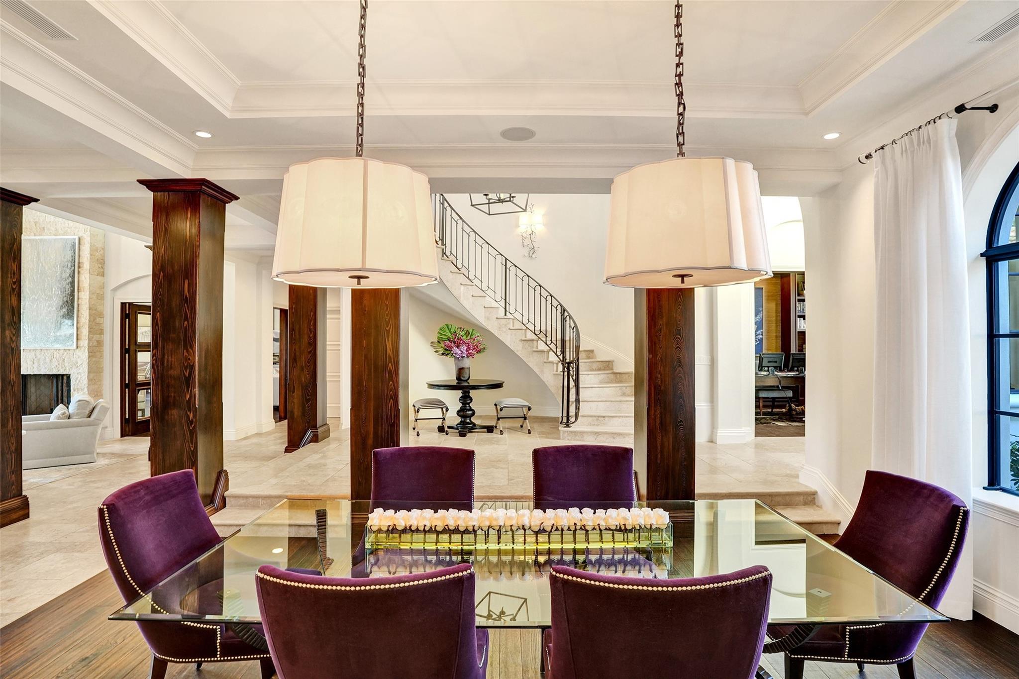 BAY COLONY - Residential