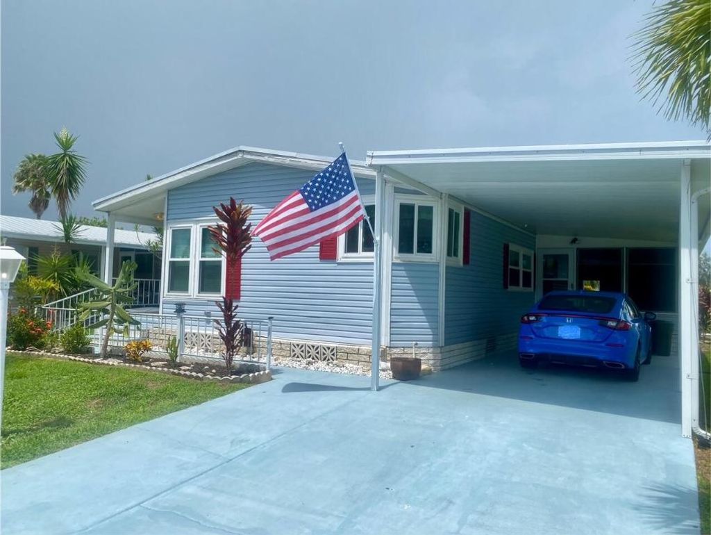 Photo of 469 Hemingway Terrace, Fort Pierce, FL 34982 (MLS # R11116215)