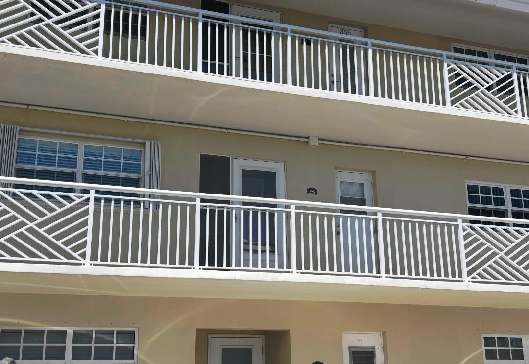 1951 NE 39th St 256, Lighthouse Point, FL, 33064/$186,500 8 1951 NE 39th St 256