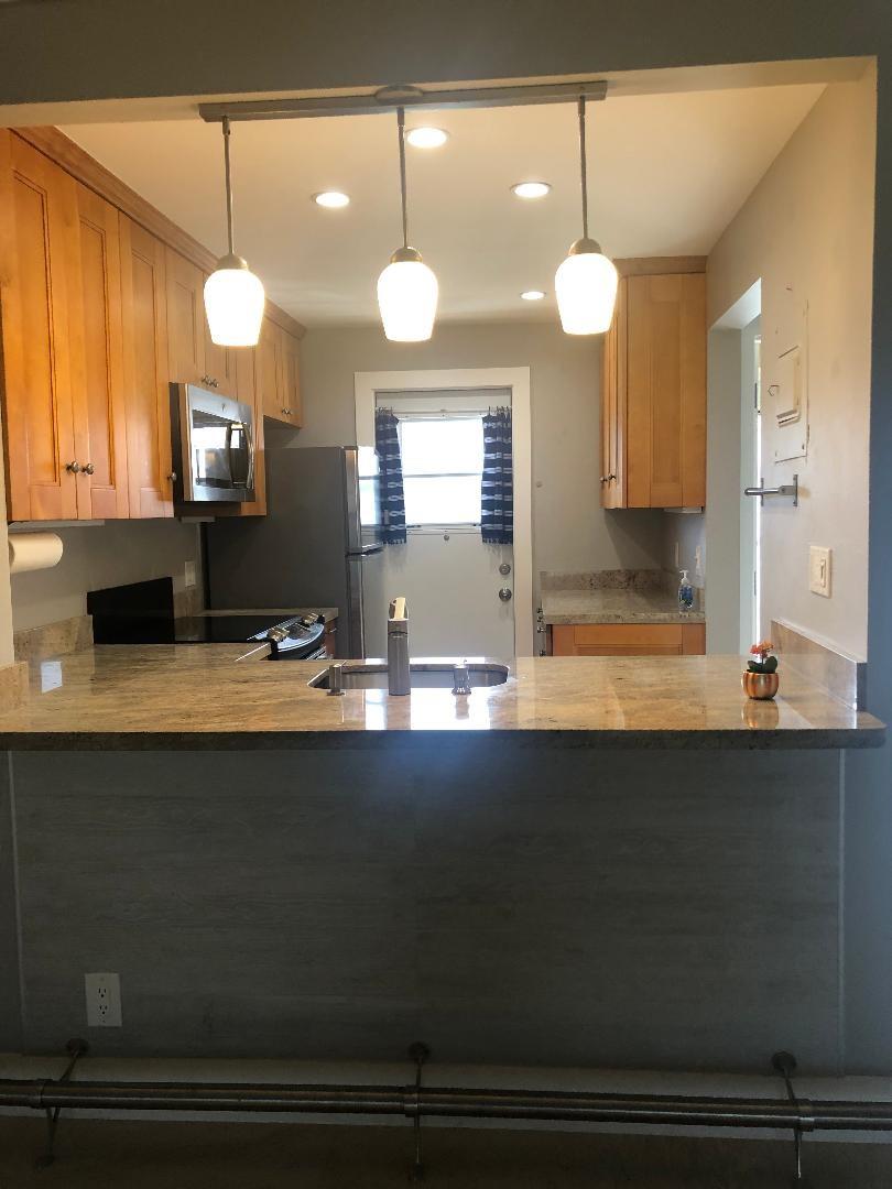 1951 NE 39th St 256, Lighthouse Point, FL, 33064/$186,500 6 1951 NE 39th St 256