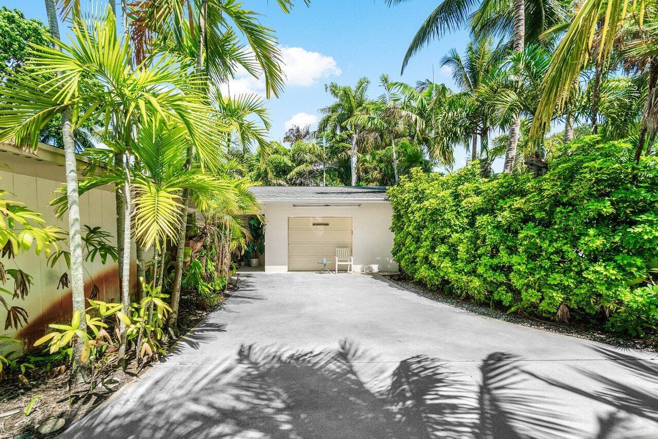 NORTH PALM BEACH VILLAGE - Residential