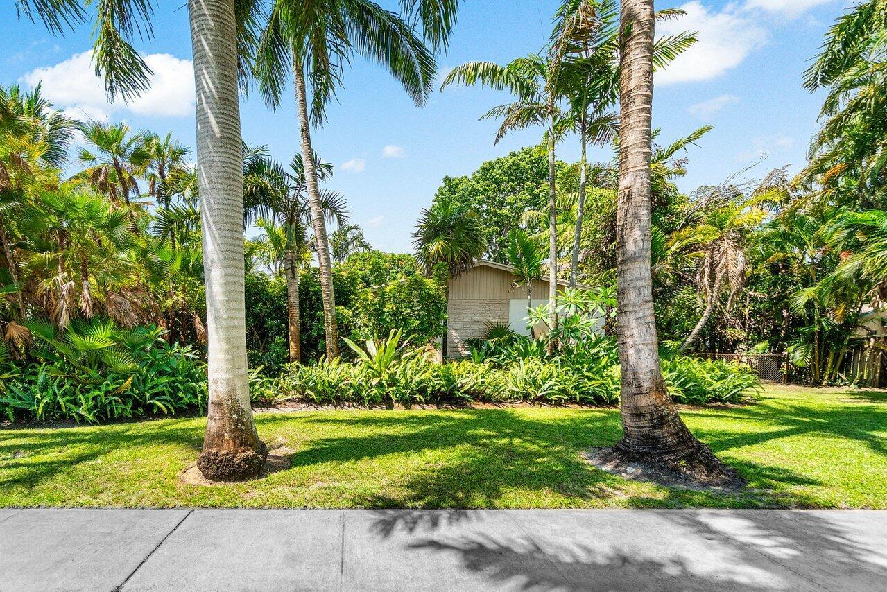 NORTH PALM BEACH VILLAGE - Residential