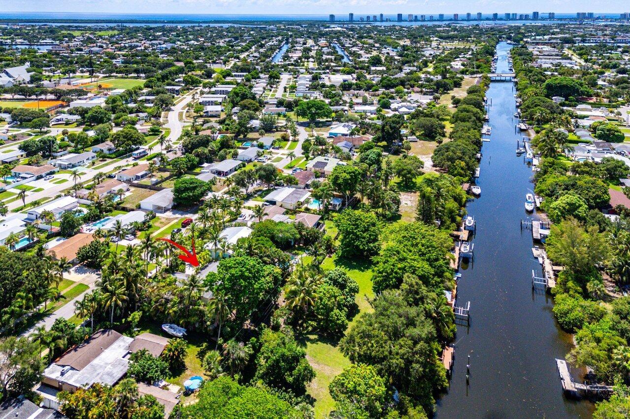 NORTH PALM BEACH VILLAGE - Residential