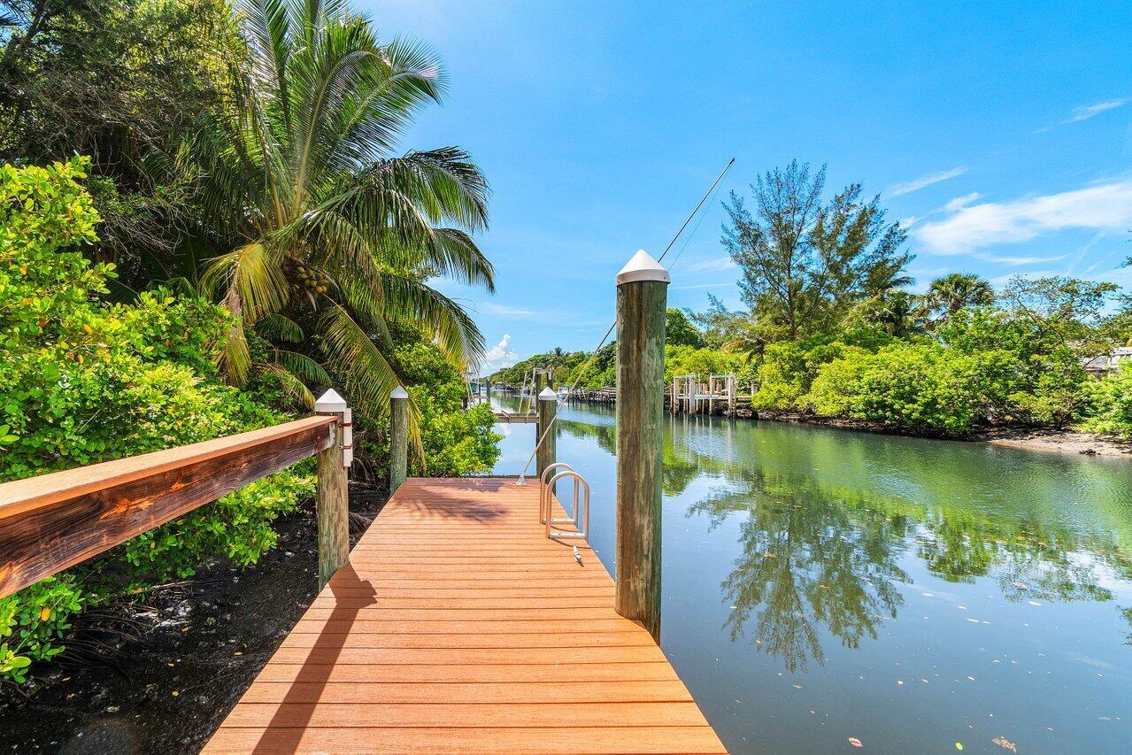 NORTH PALM BEACH VILLAGE - Residential