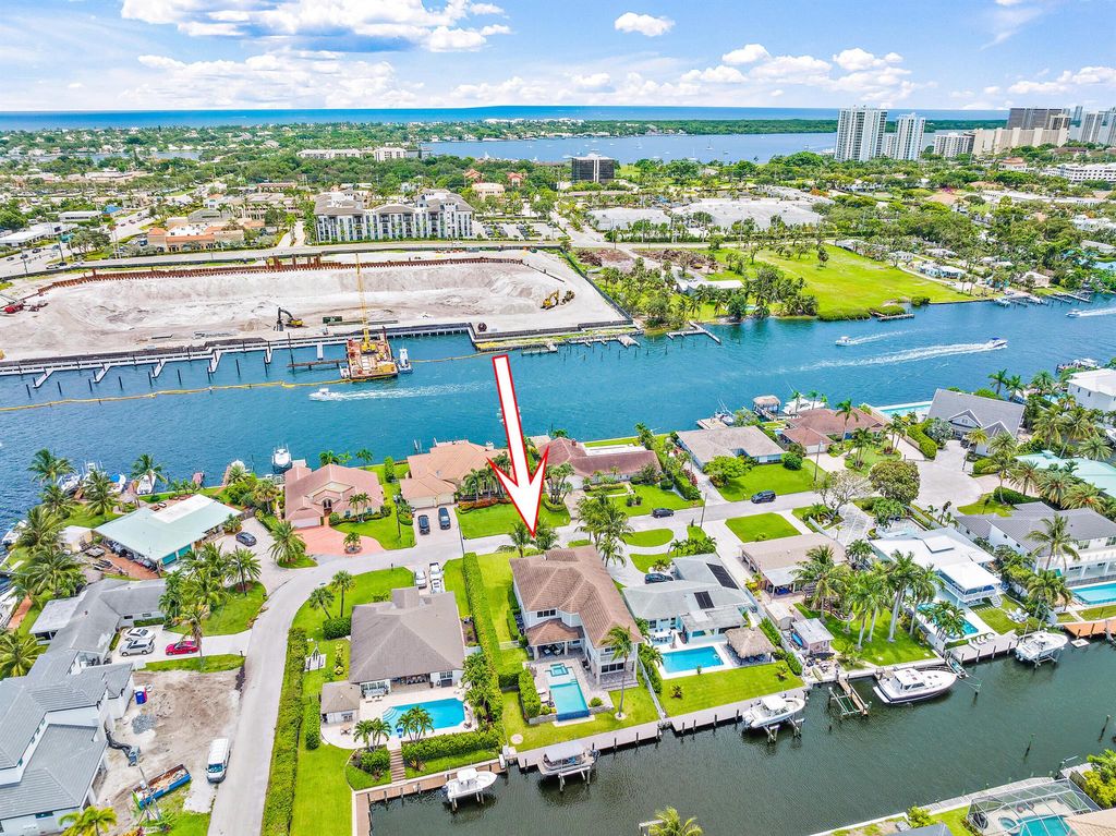 Photo of 11373 E Teach Road, Palm Beach Gardens, FL 33410 (MLS # R10903656)