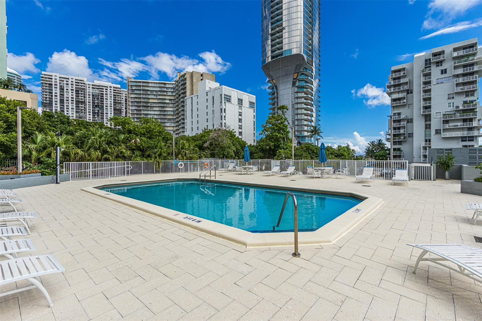 Brickell Park - Residential