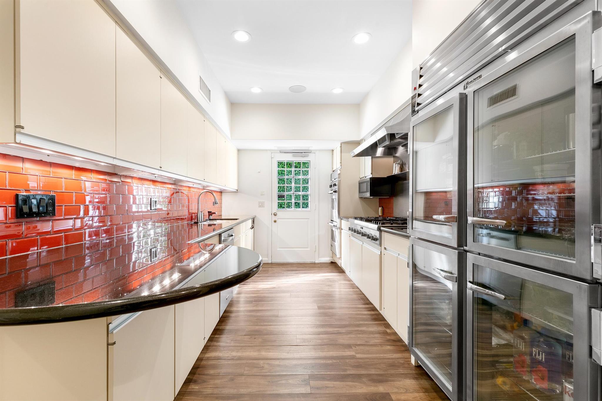 CORAL EST - Residential