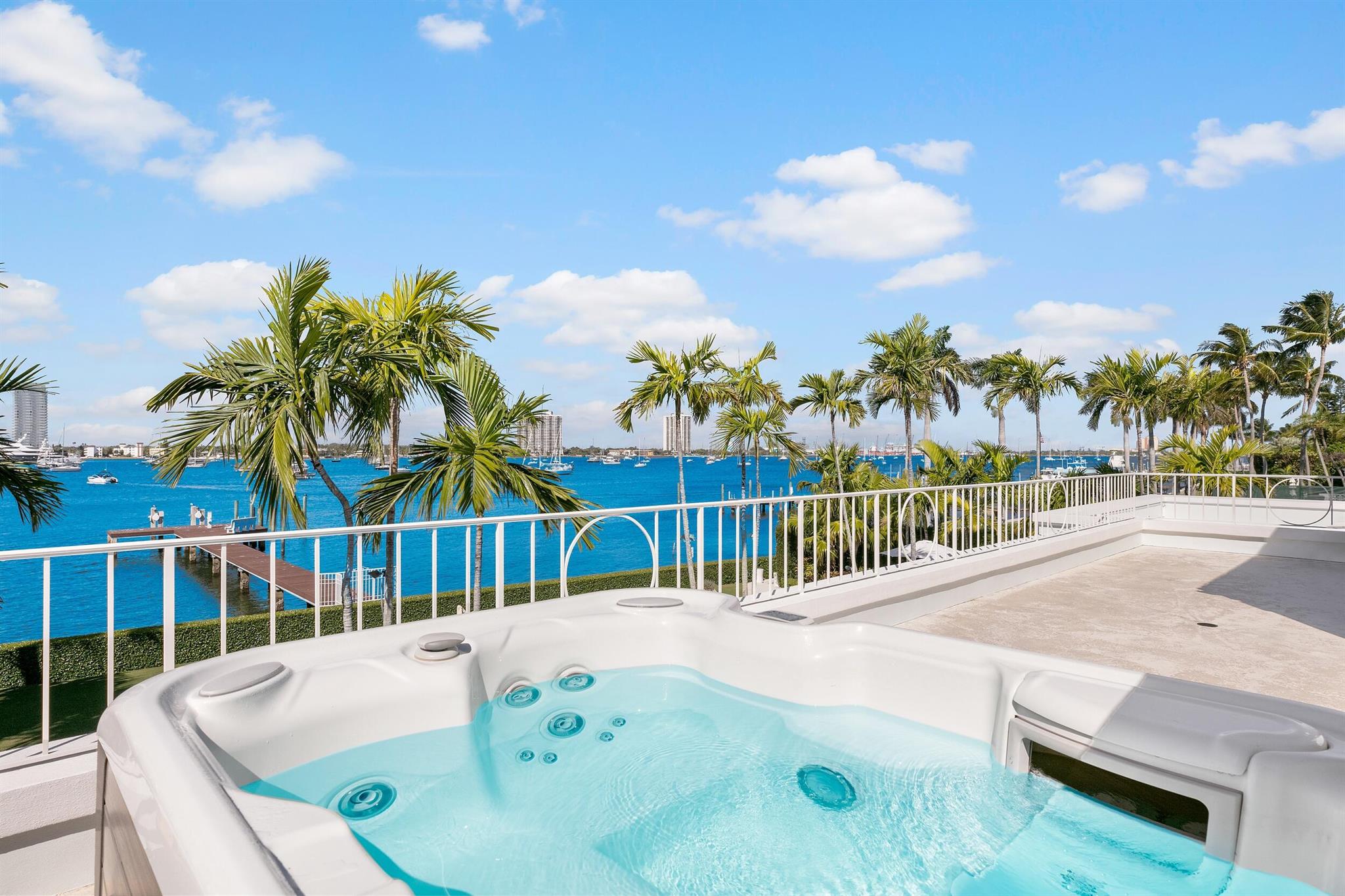 CORAL EST - Residential