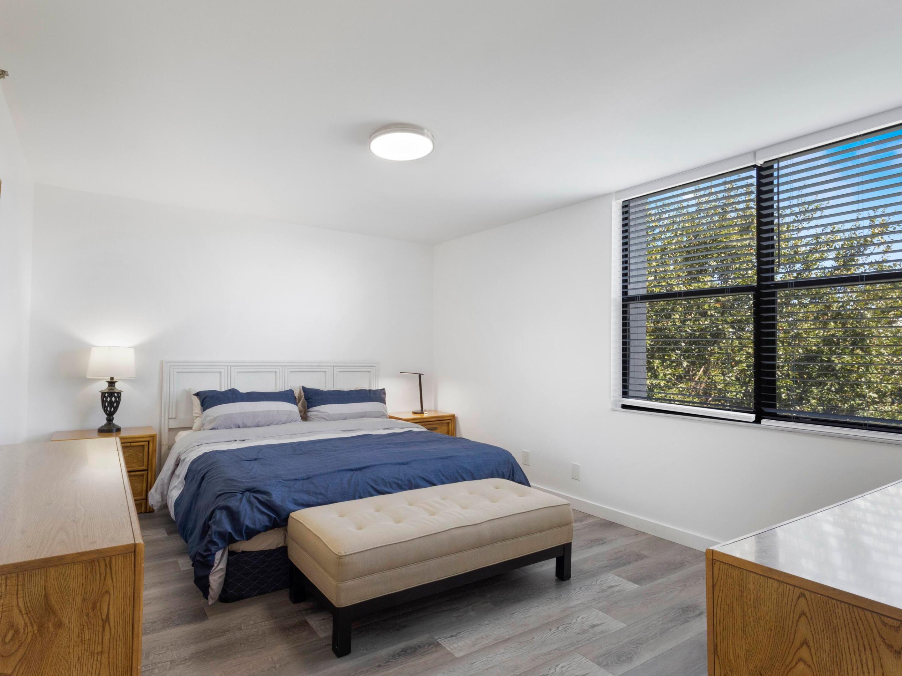 LAVERS RESORT & RACQUET CLUB - Residential Lease