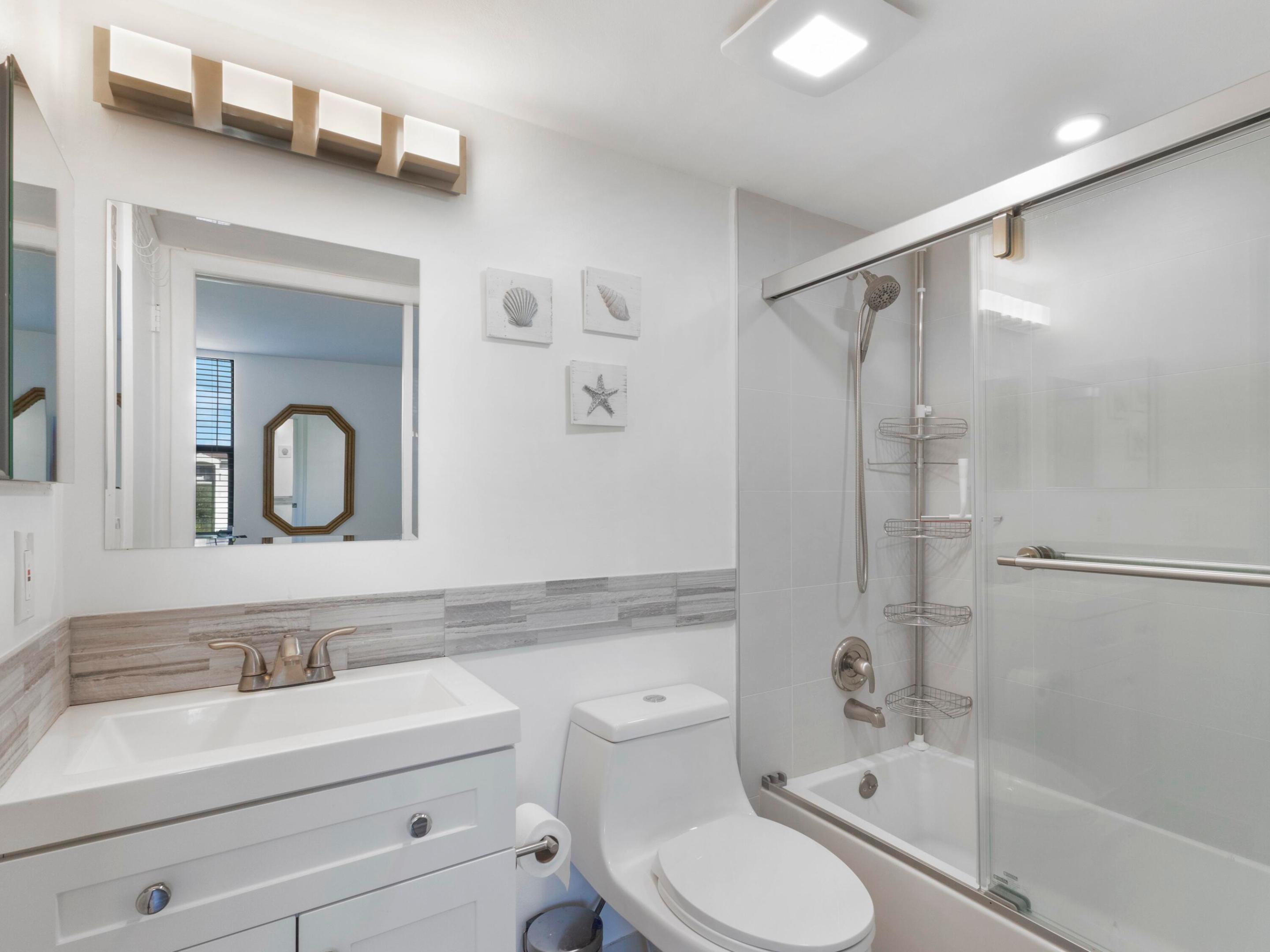 LAVERS RESORT & RACQUET CLUB - Residential Lease