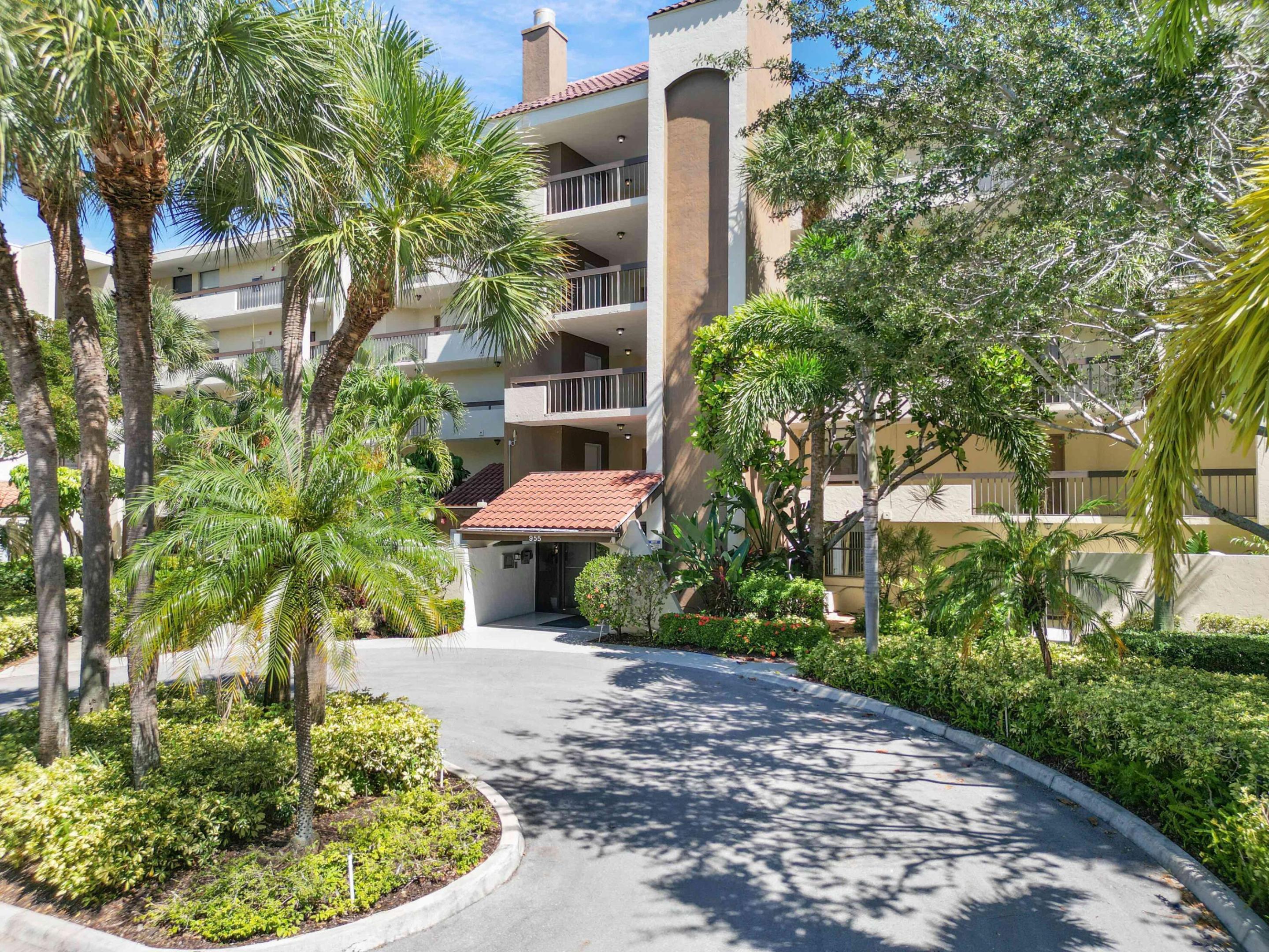 LAVERS RESORT & RACQUET CLUB - Residential Lease