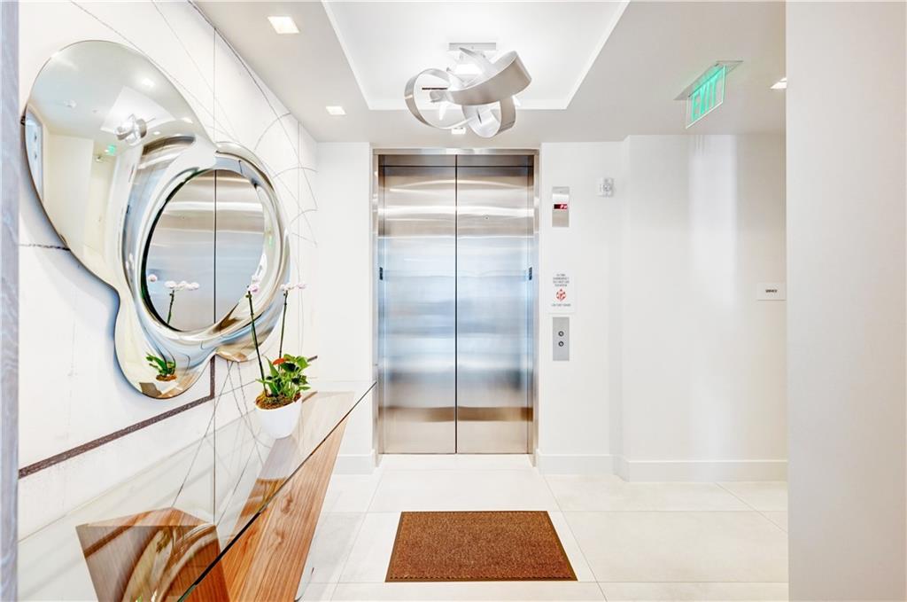 353 Sunset - Residential