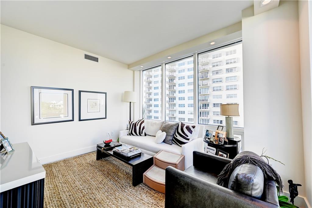 353 Sunset - Residential