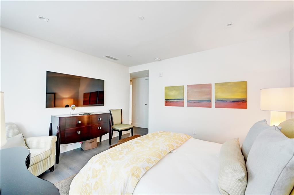 353 Sunset - Residential