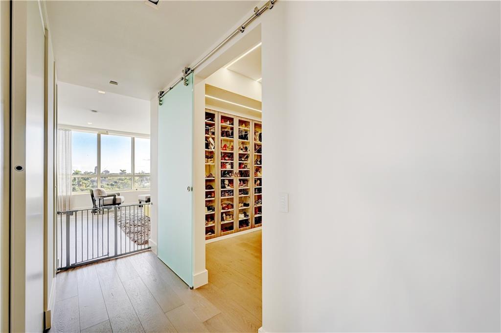 353 Sunset - Residential