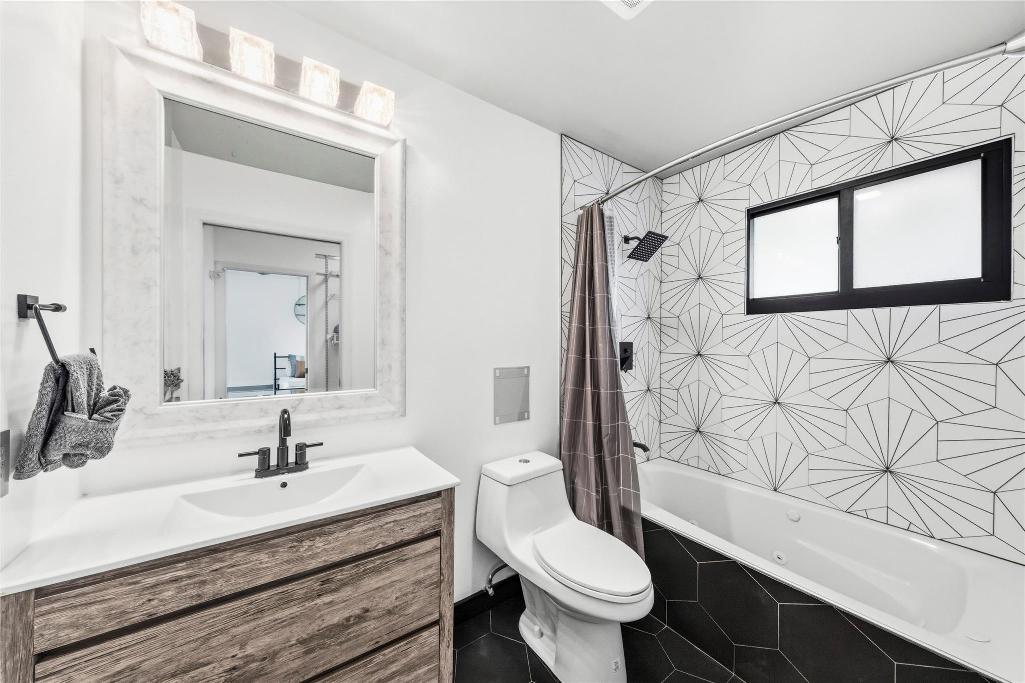 Lauderdale Isle NO 2 - Residential