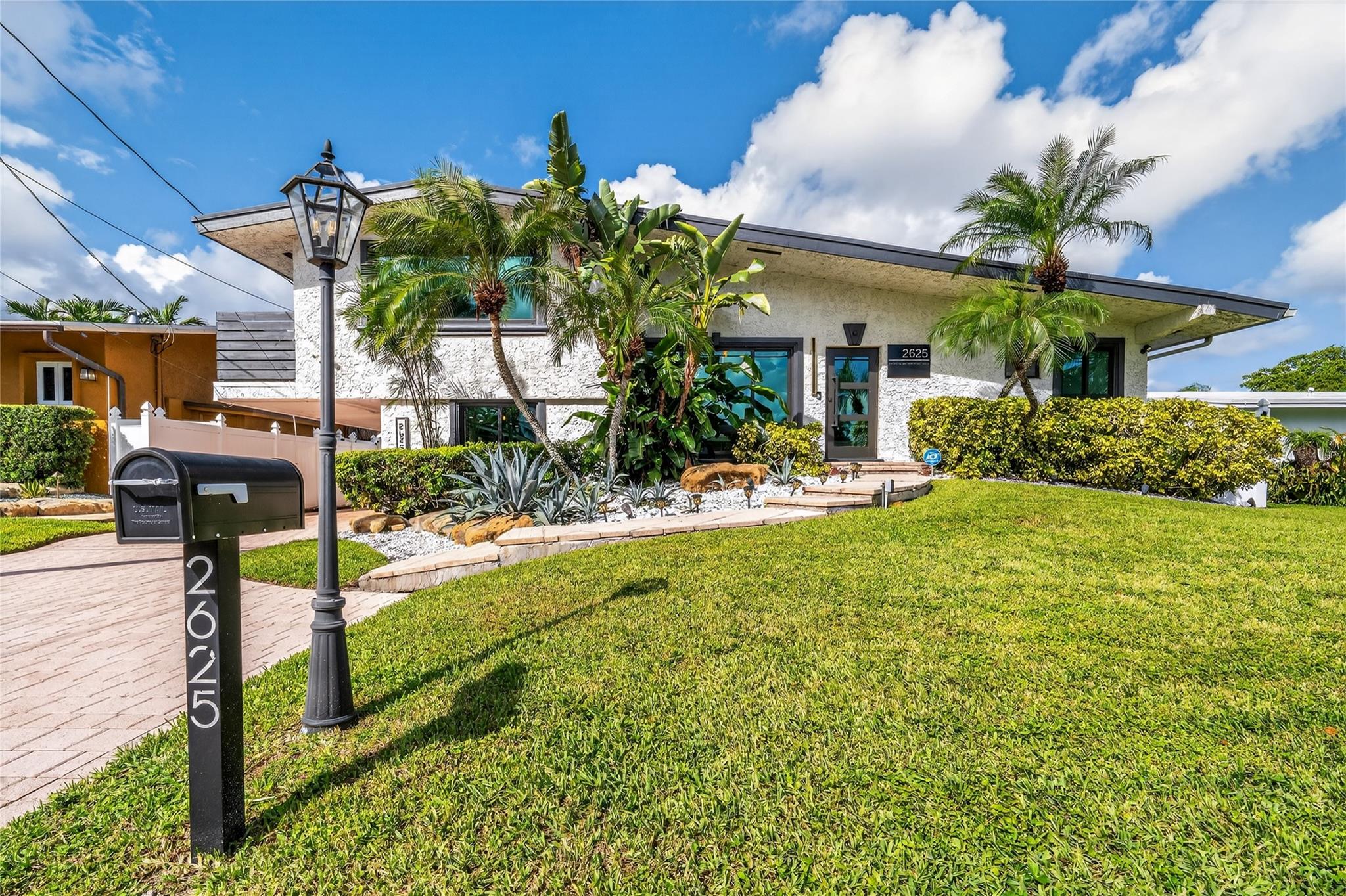 Lauderdale Isle NO 2 - Residential