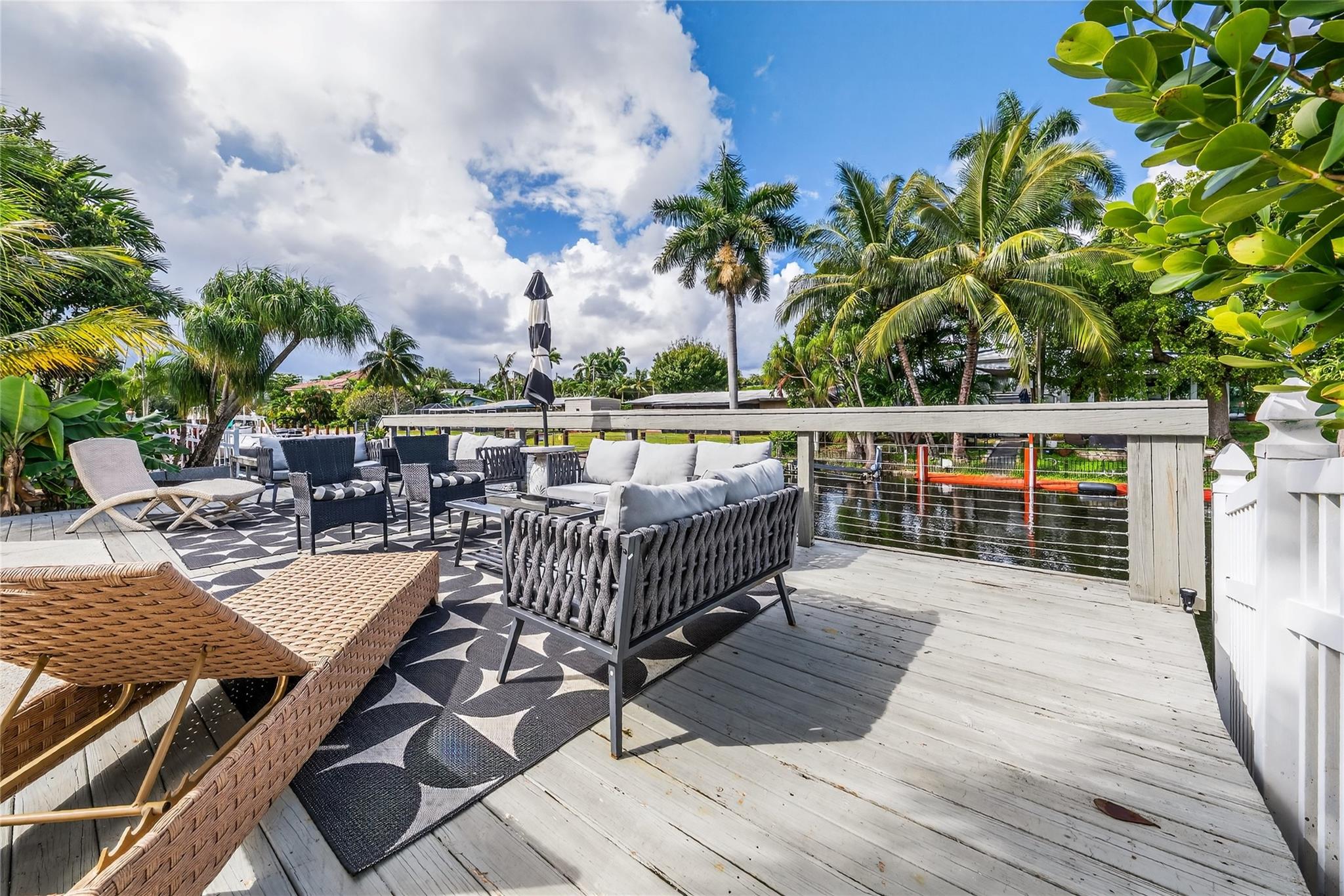 Lauderdale Isle NO 2 - Residential