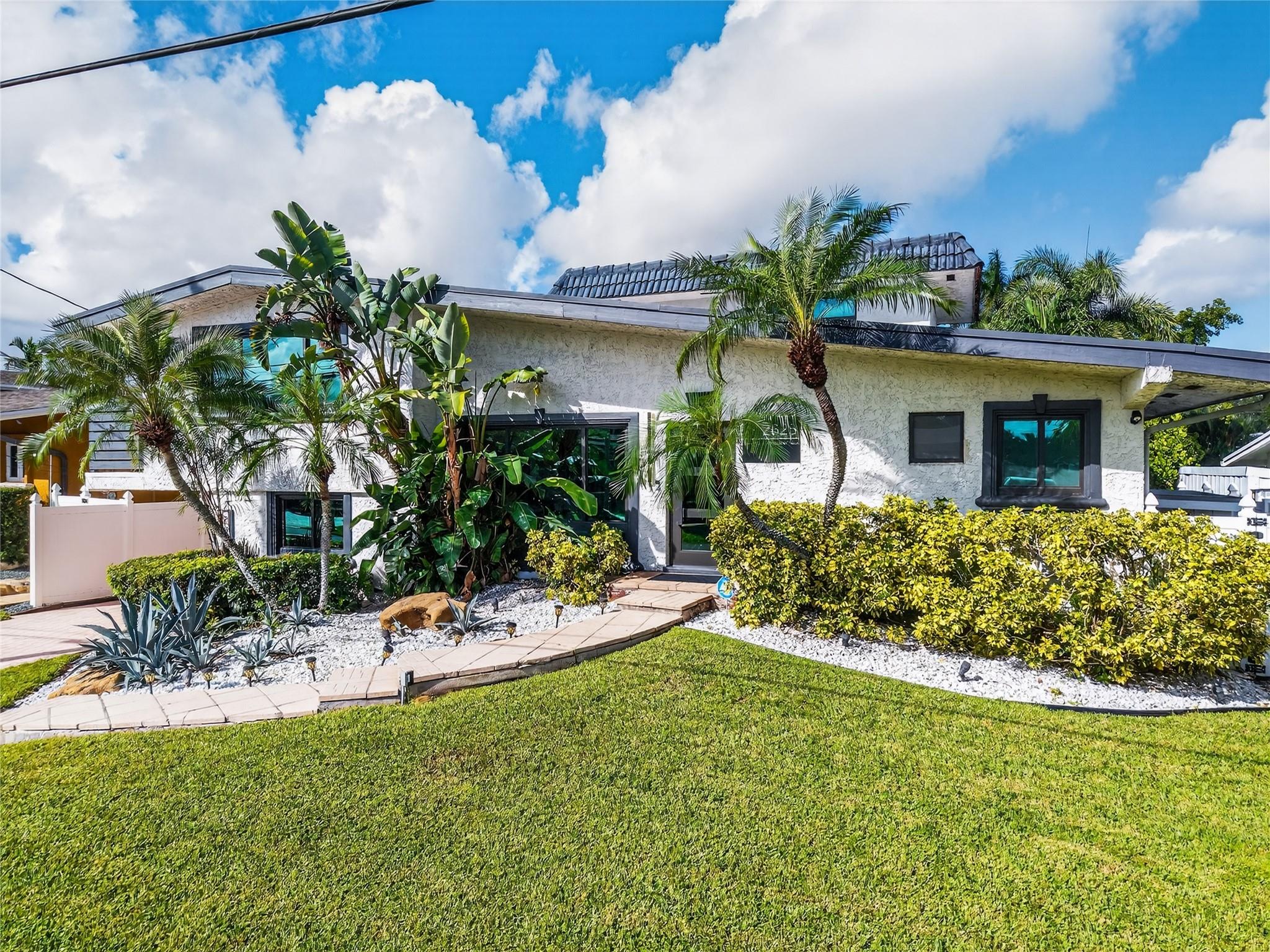 Lauderdale Isle NO 2 - Residential