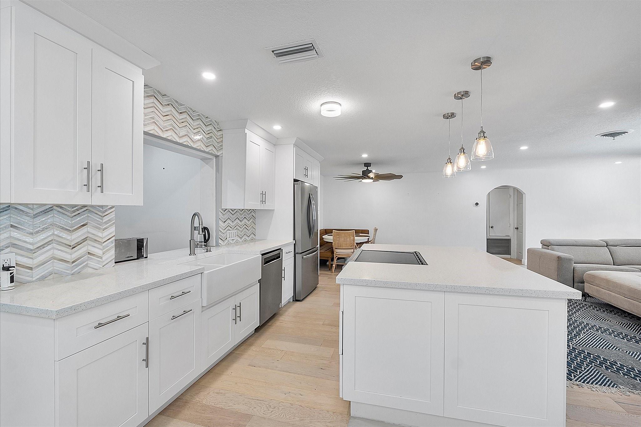 Oakland Hills 4th Sec 80- - Residential