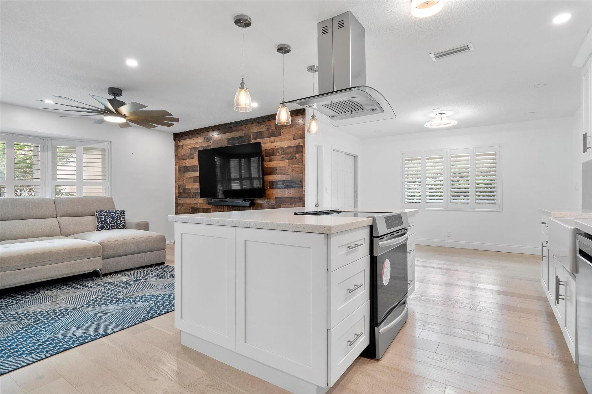 Oakland Hills 4th Sec 80- - Residential