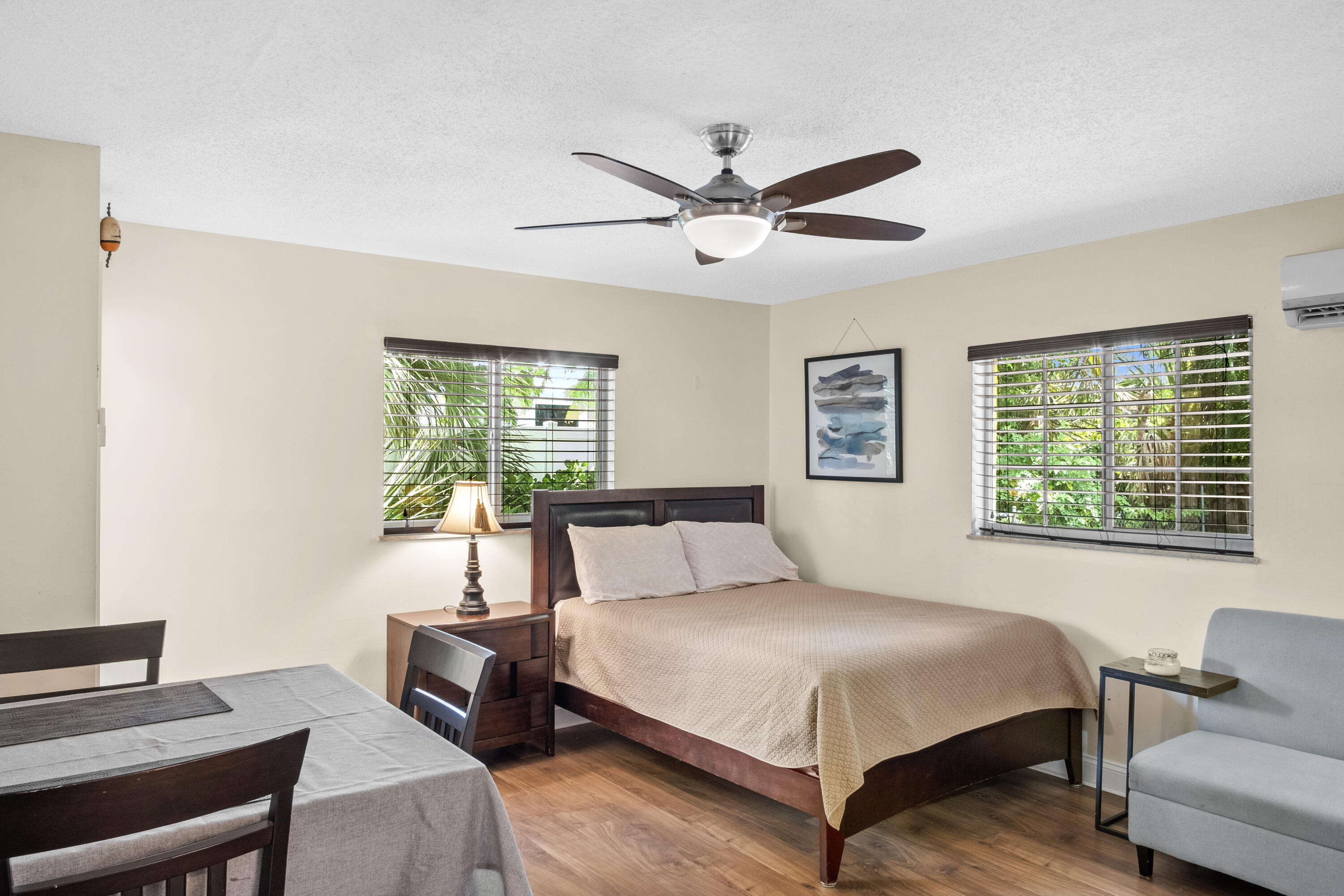 DELL PARK - Residential Lease