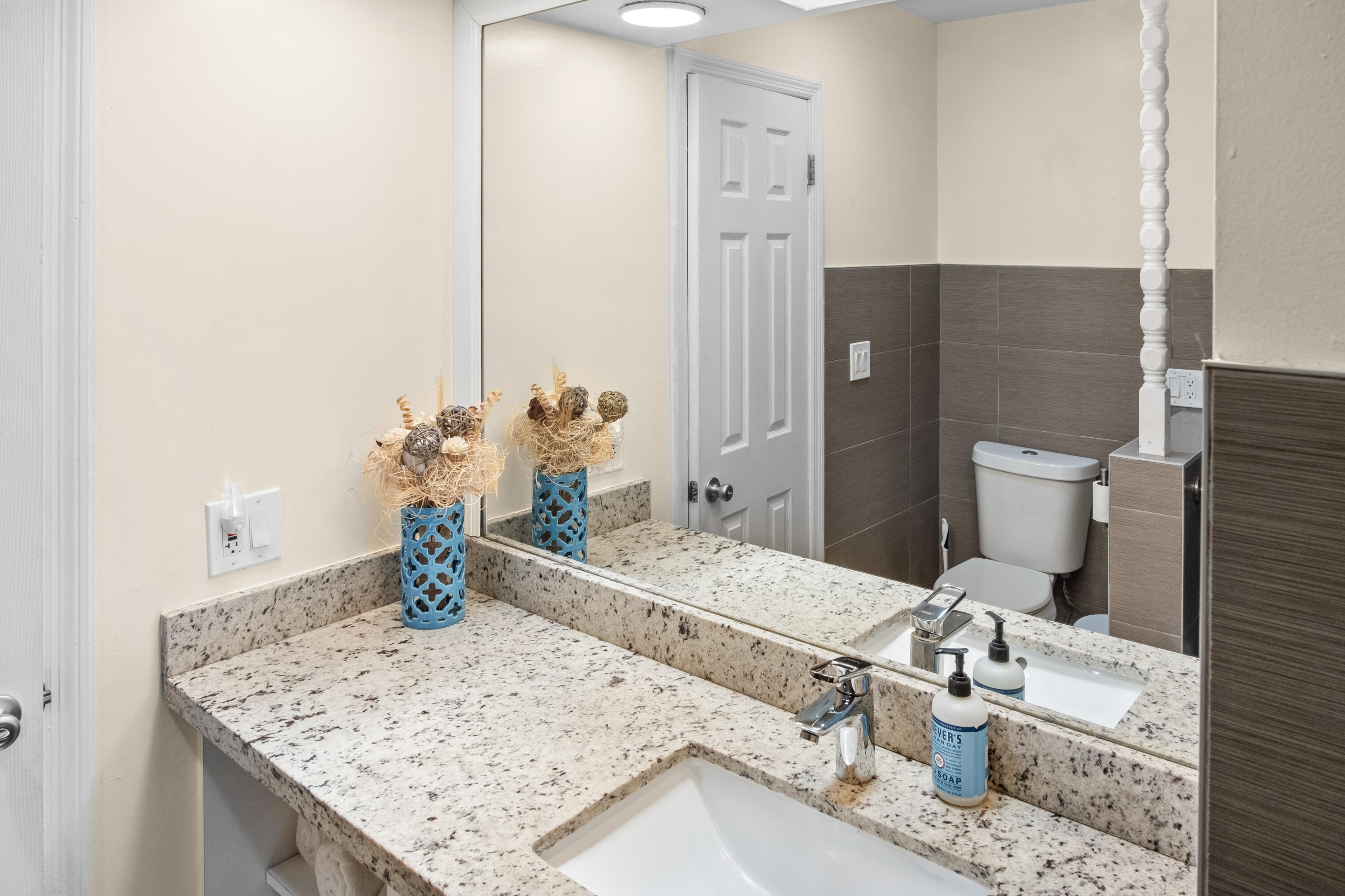 DELL PARK - Residential Lease