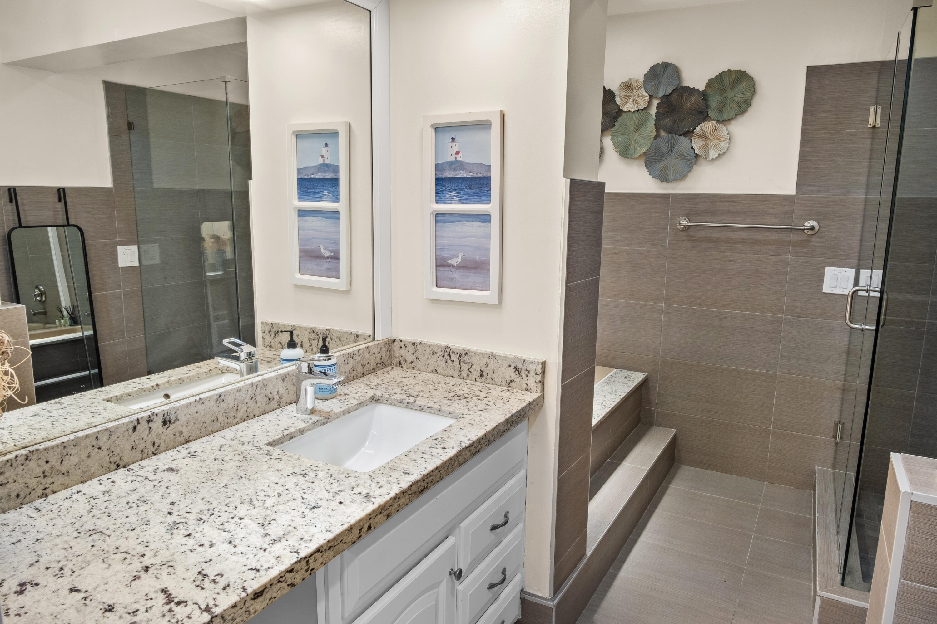 DELL PARK - Residential Lease