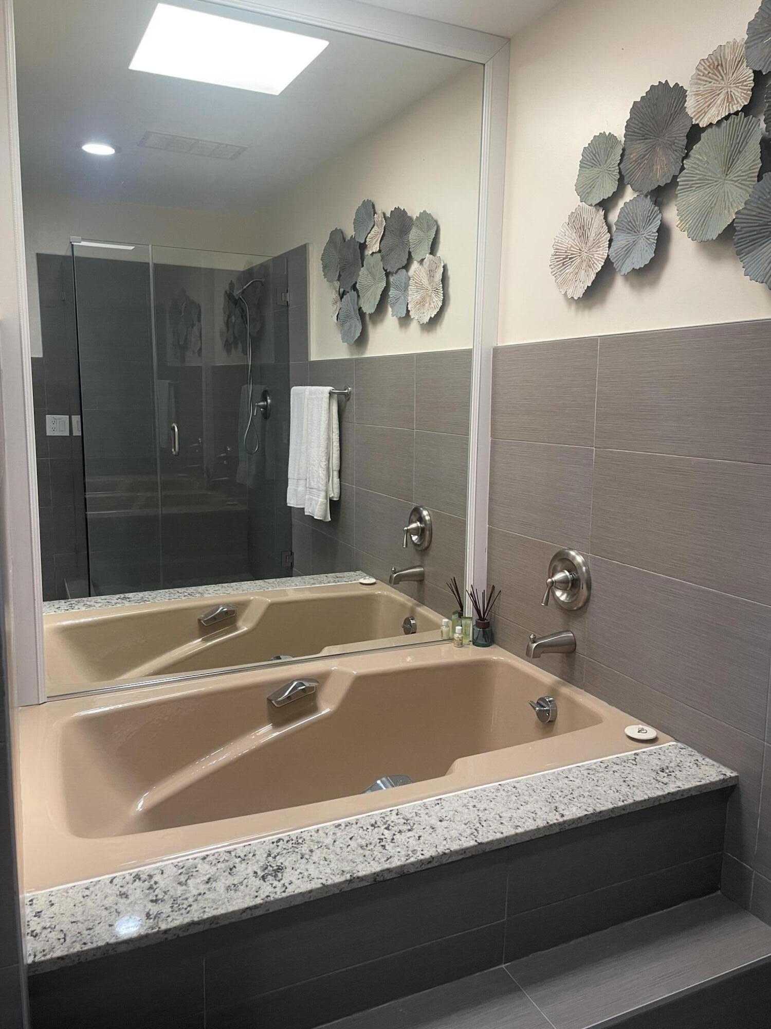 DELL PARK - Residential Lease