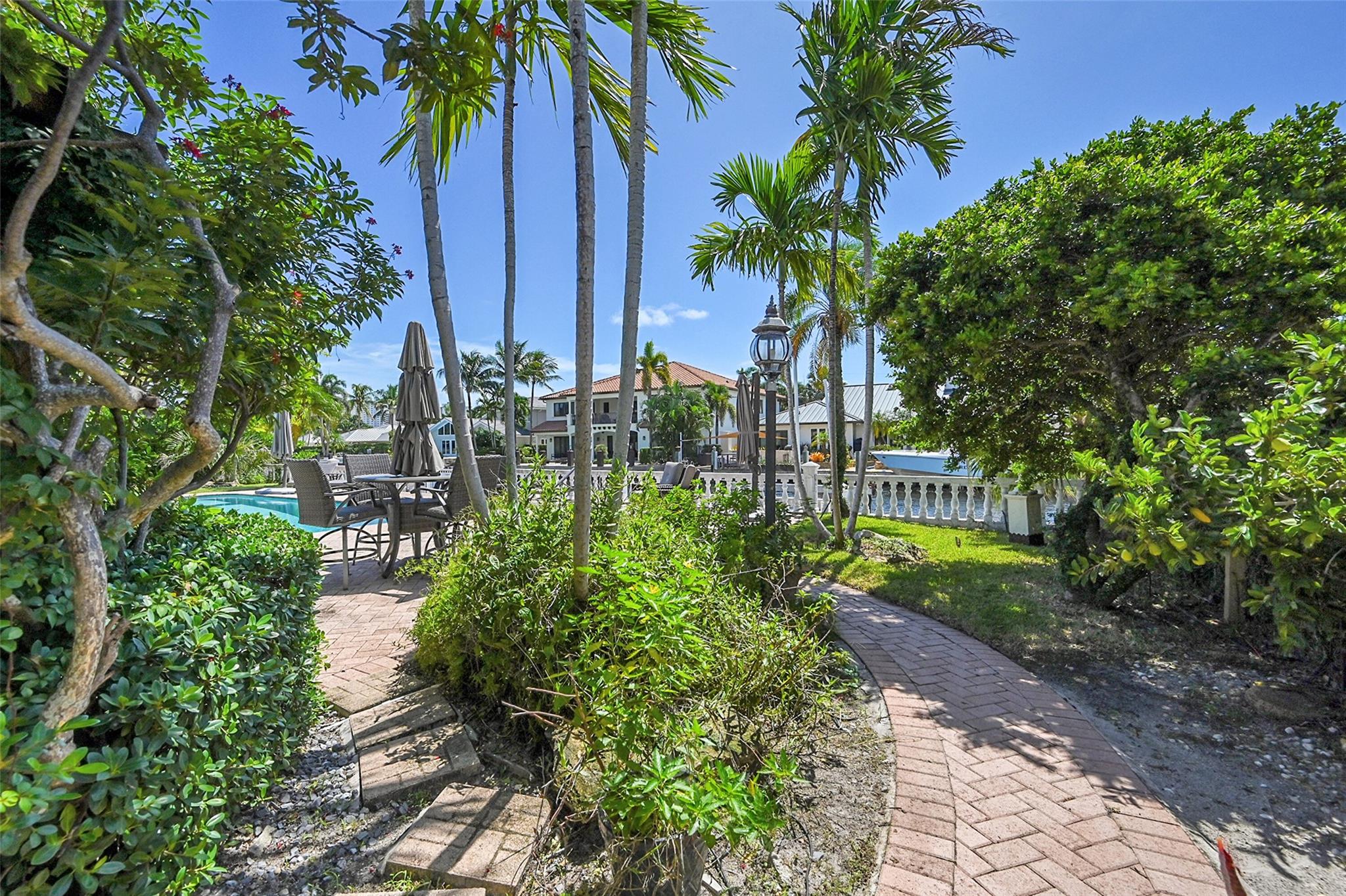 Coral Ridge Country Club - Residential