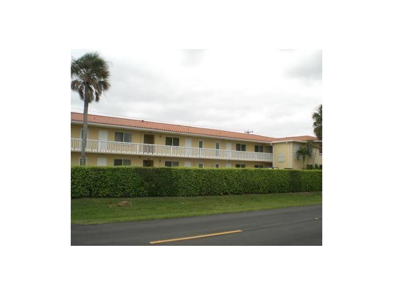 PRESIDENTIAL CONDO - Residential