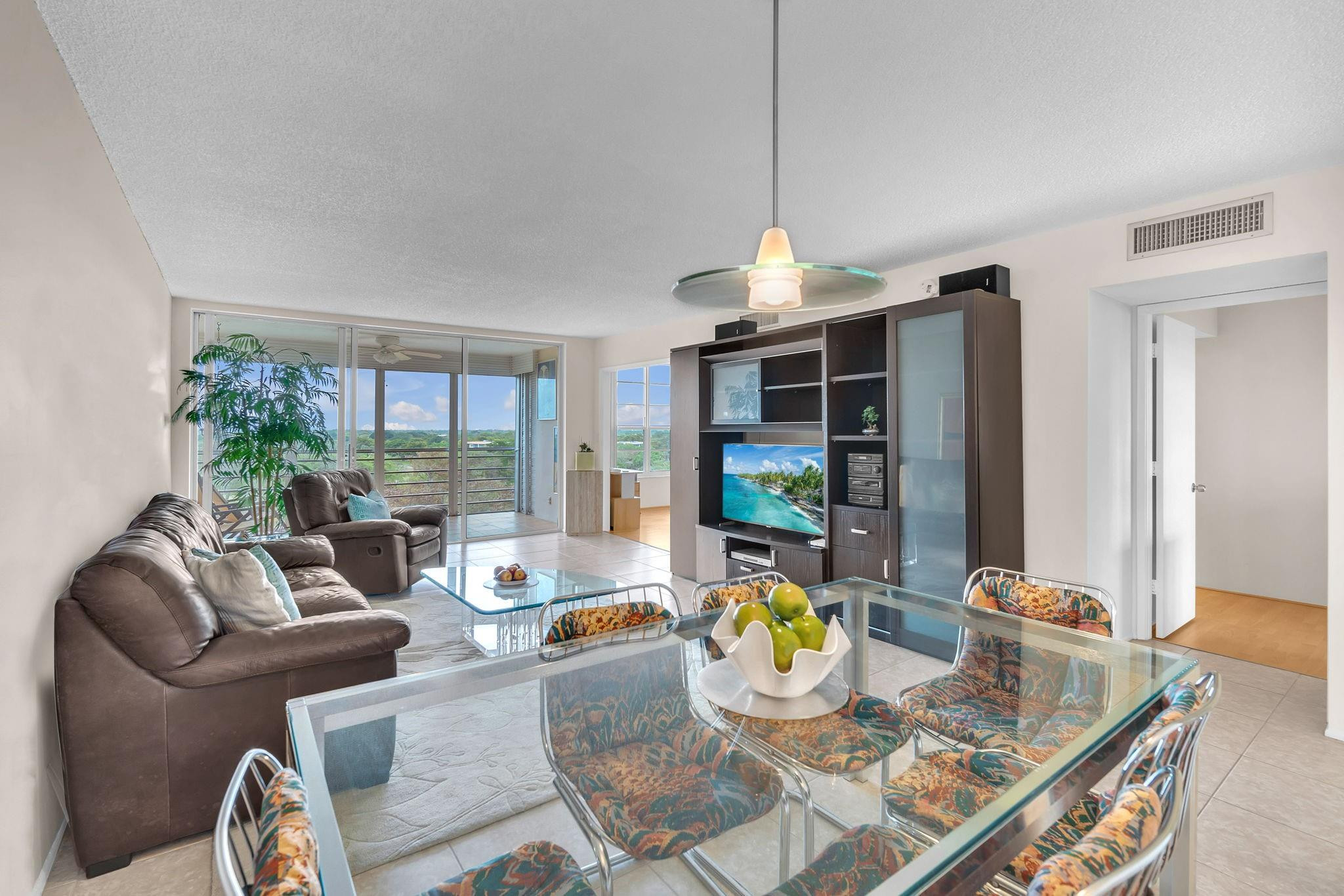 Palm Aire Contry Club #5 - Residential