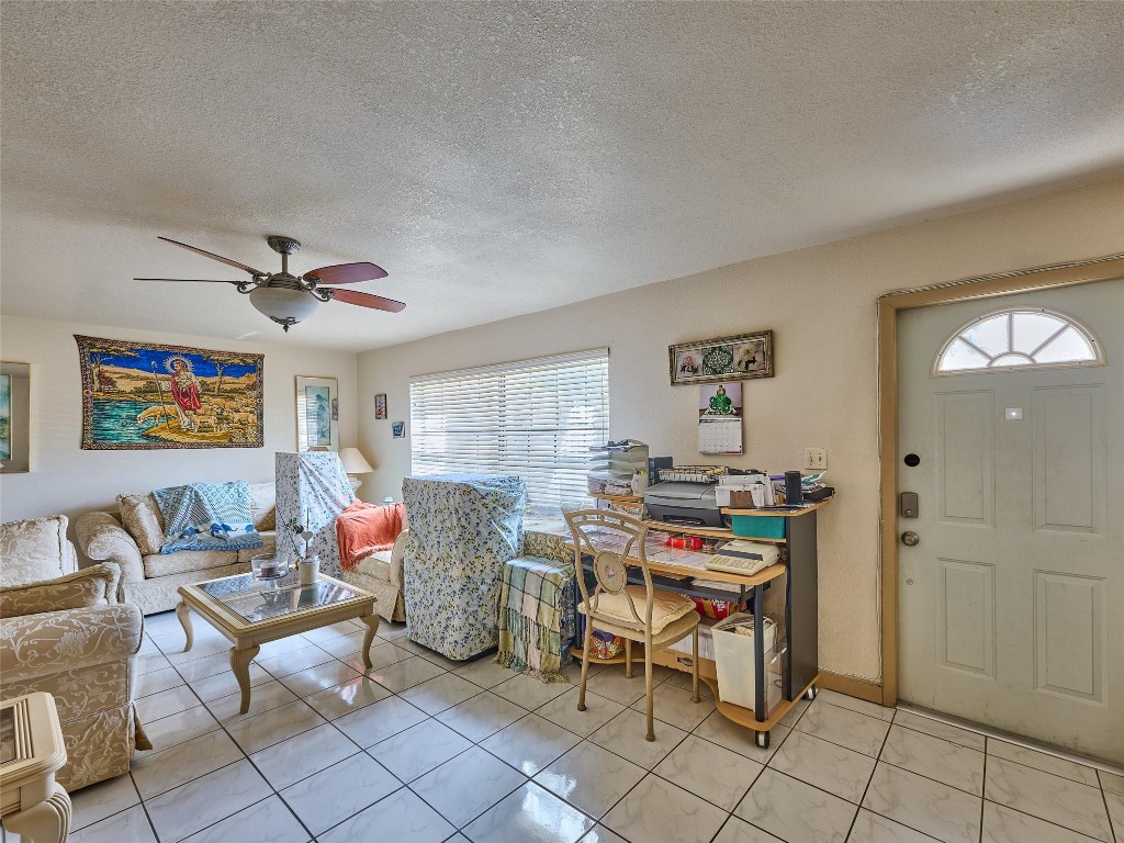 SHAKER VILLAGE - Residential