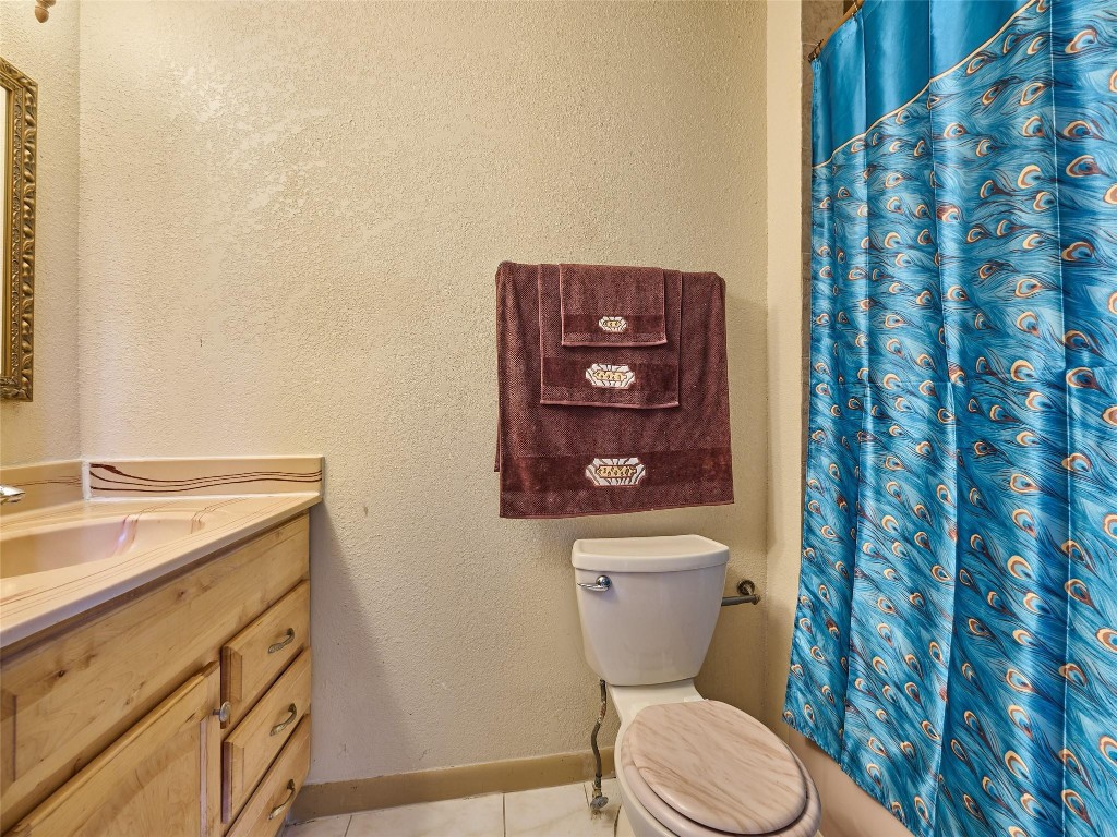 SHAKER VILLAGE - Residential