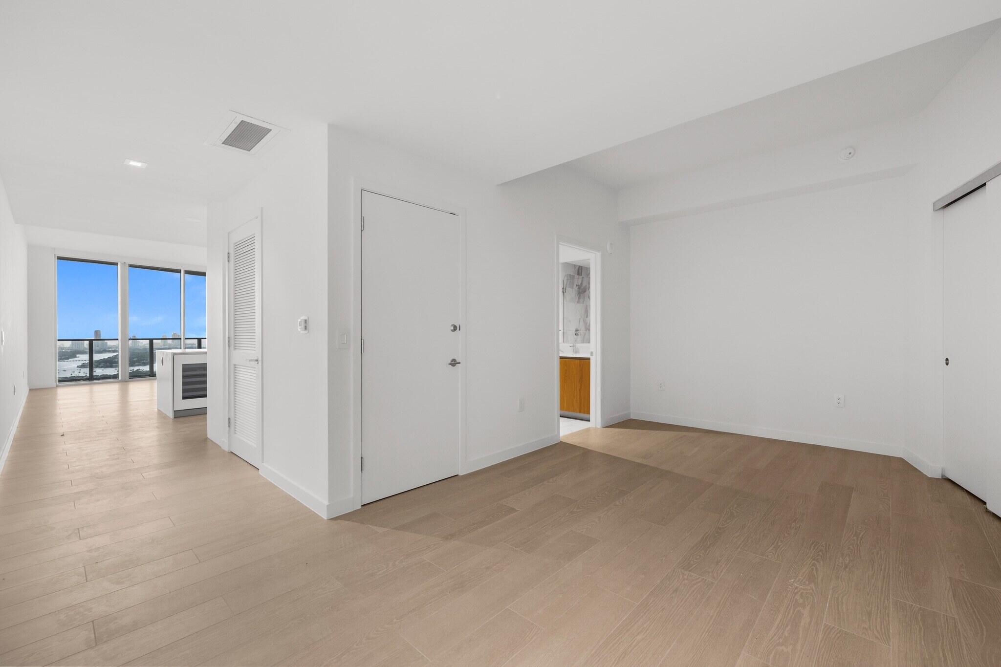 1400 Biscayne Boulevard 4003