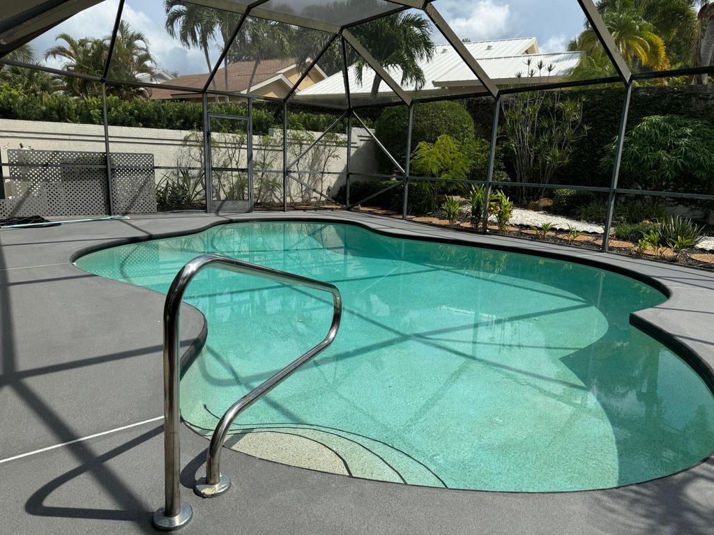 Photo of 147 Cape Pointe Circle, Jupiter, FL 33477 (MLS # R11018743)