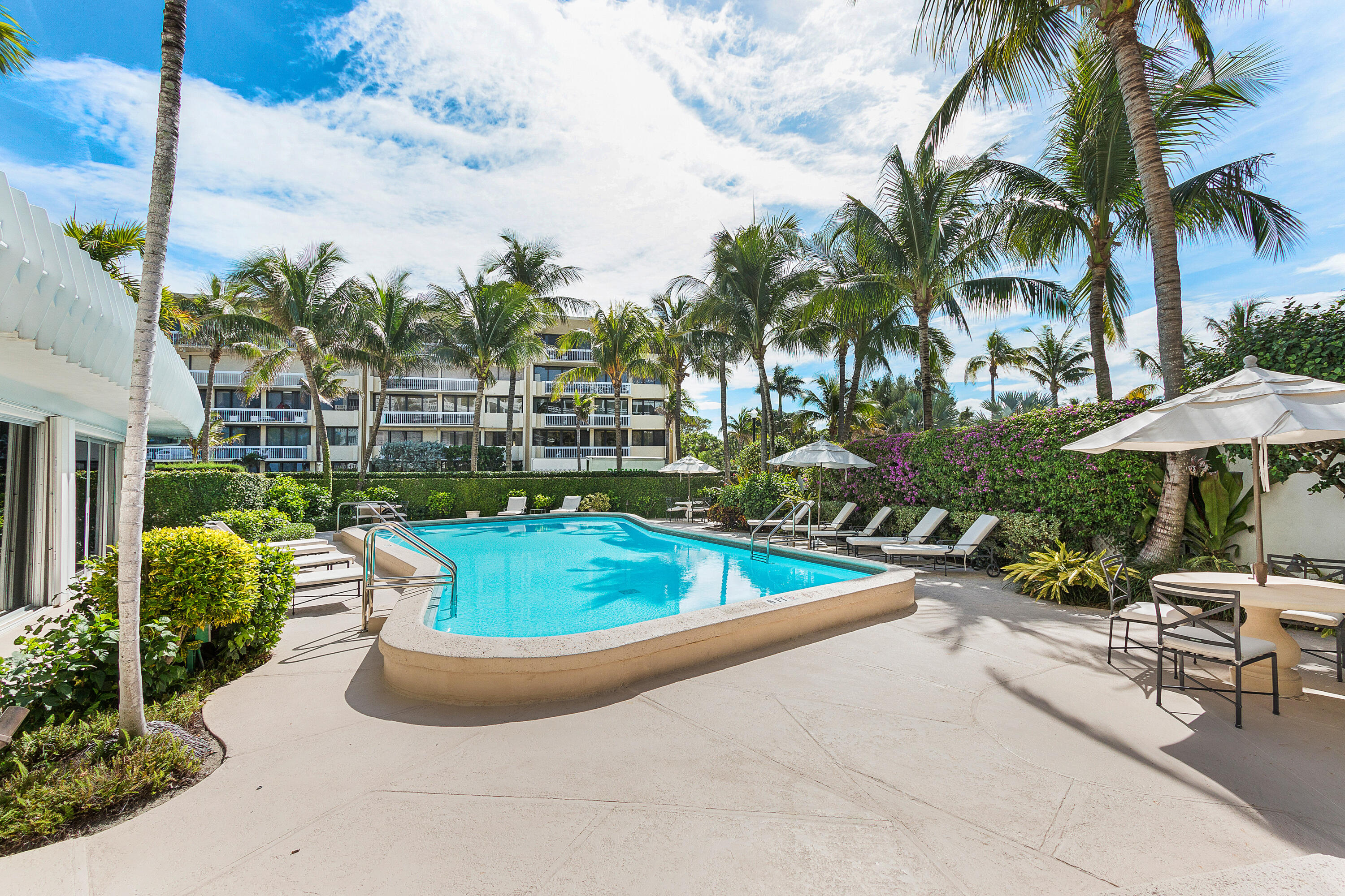 THREE HUNDRED OCEAN BLVD APTS INC - Residential