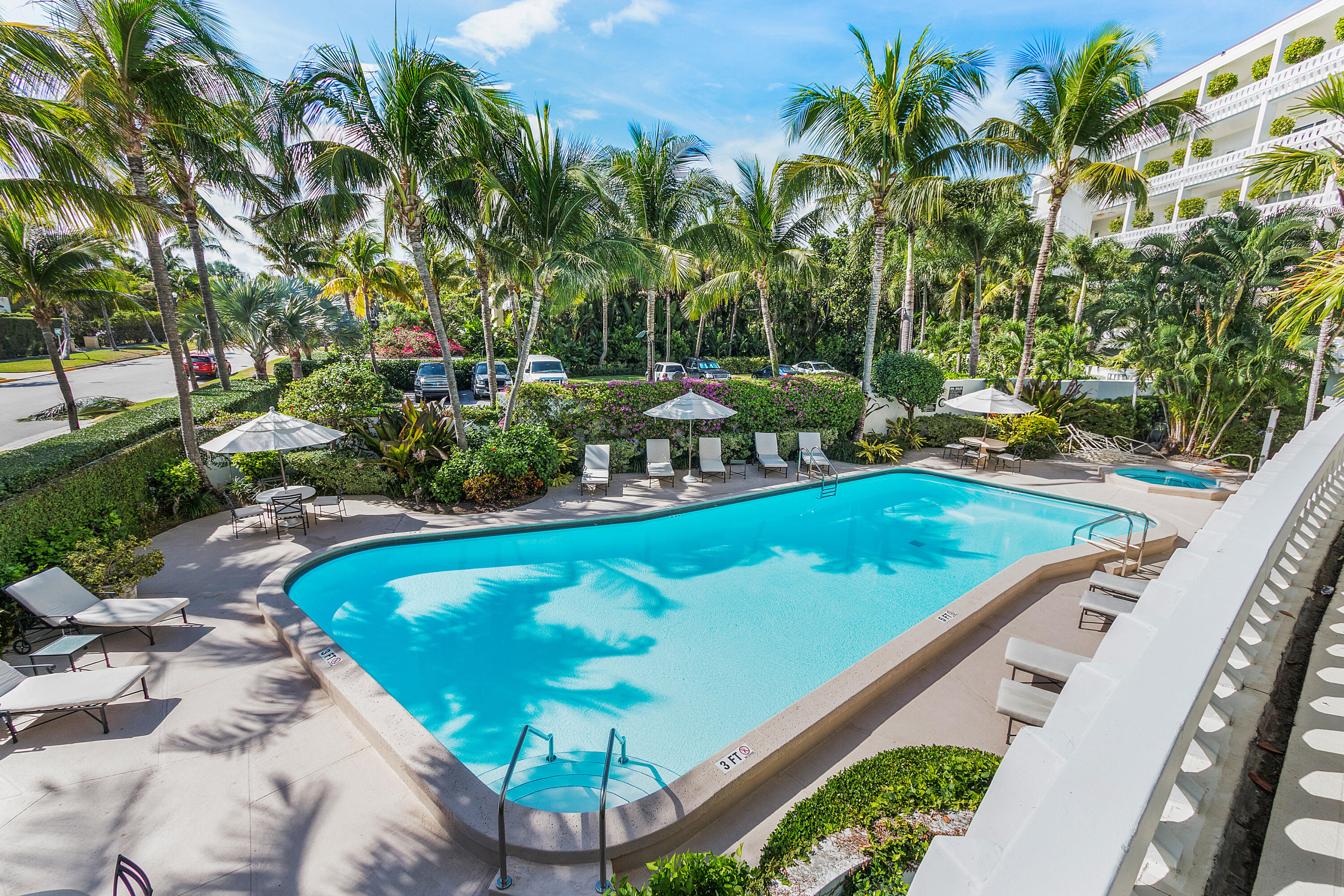 THREE HUNDRED OCEAN BLVD APTS INC - Residential