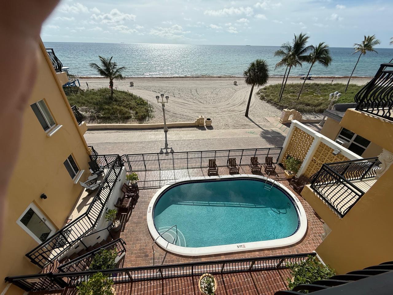 LA PLAYA CONDOMINIUMS - Residential Lease