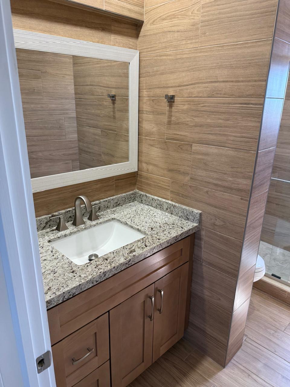 LA PLAYA CONDOMINIUMS - Residential Lease