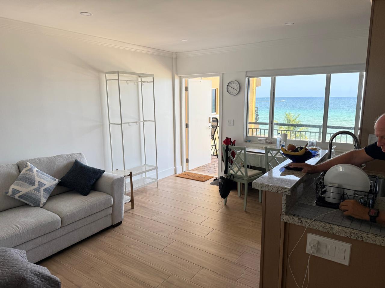 LA PLAYA CONDOMINIUMS - Residential Lease