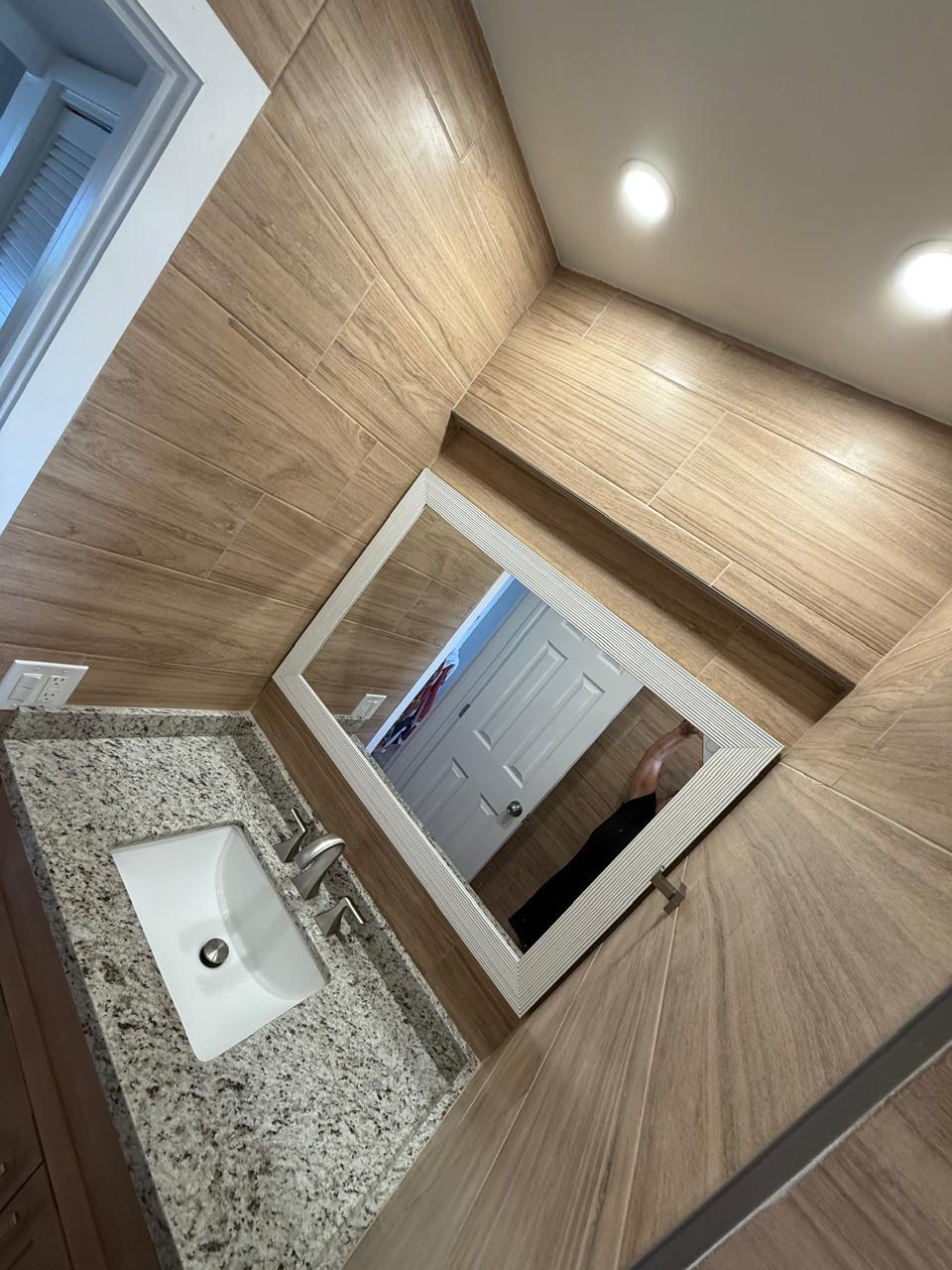 LA PLAYA CONDOMINIUMS - Residential Lease