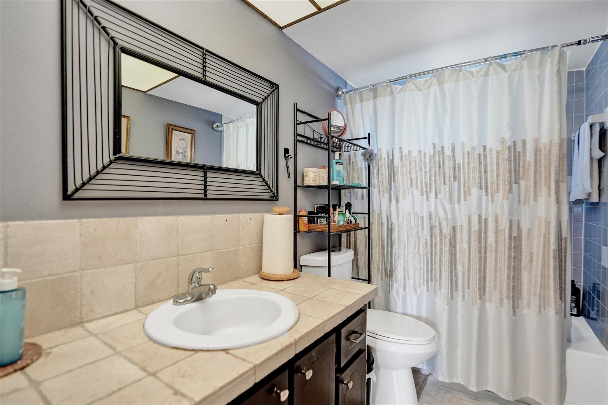 Sunrise Lakes - Residential