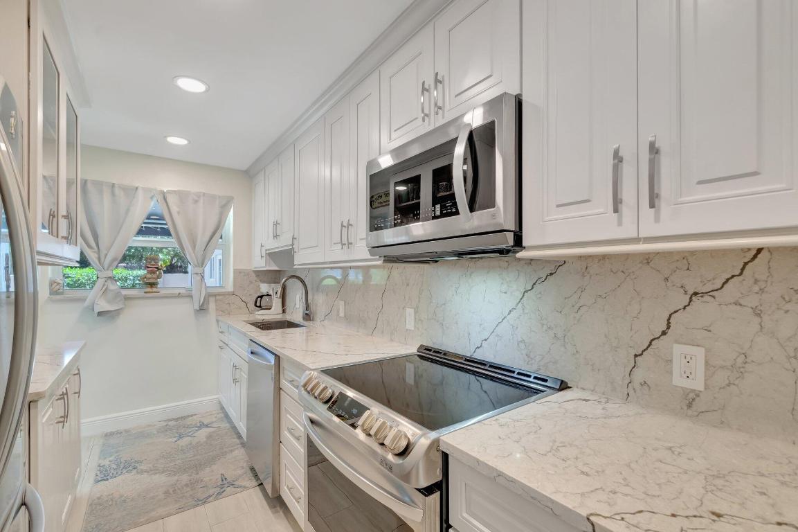 CAPRI CO-OP APTS INC - Residential