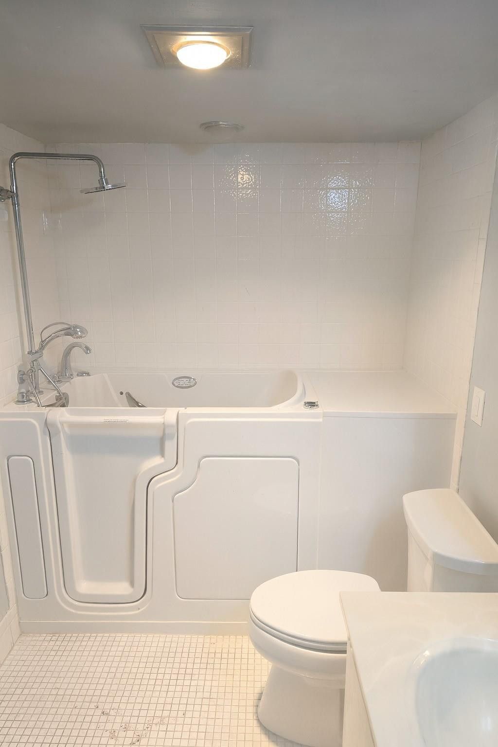 Photo of 2302 Lucaya Lane #H3, Coconut Creek, FL 33066 (MLS # F10528944)