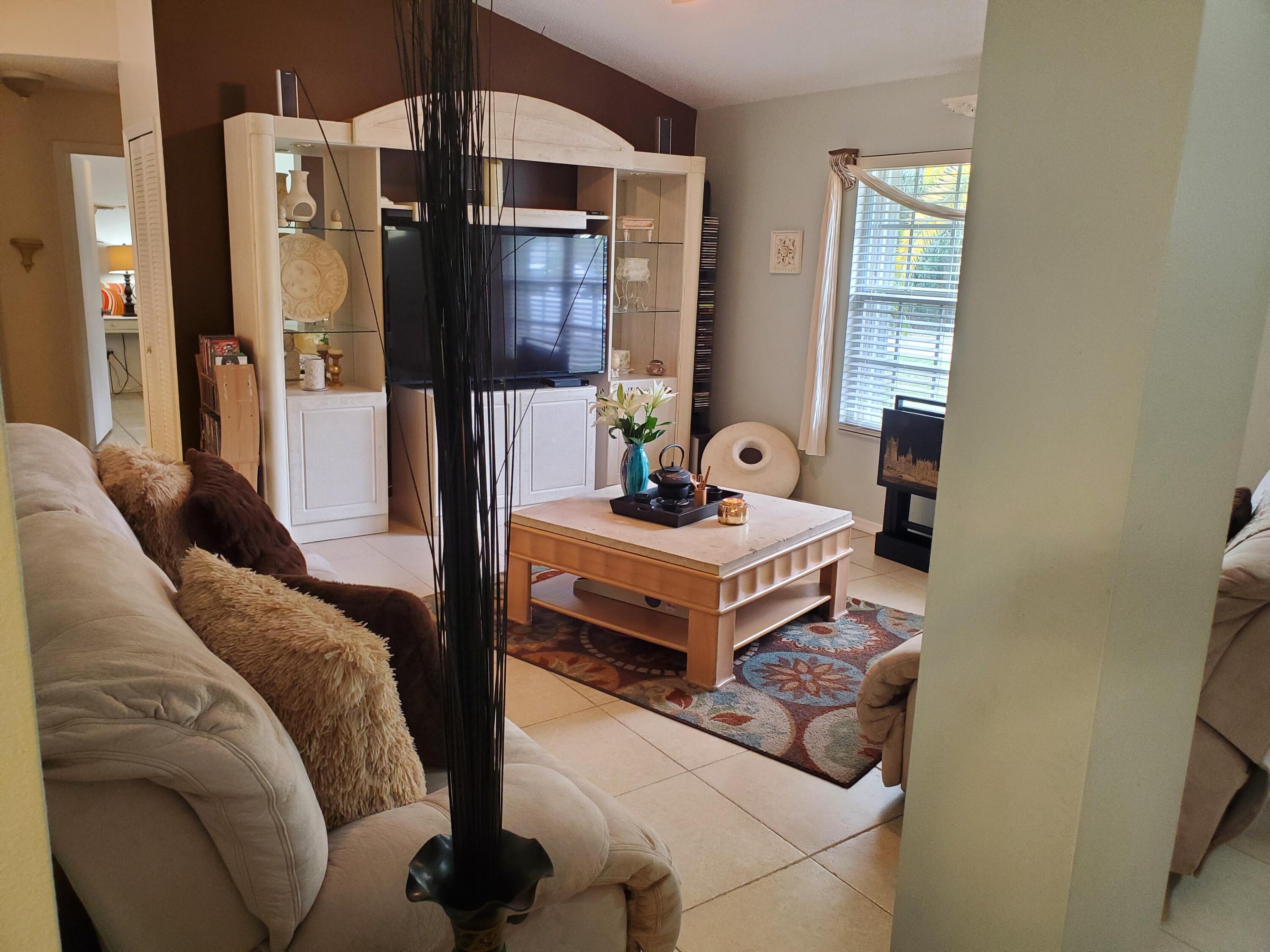 PORT ST LUCIE SECTION 43 - Residential