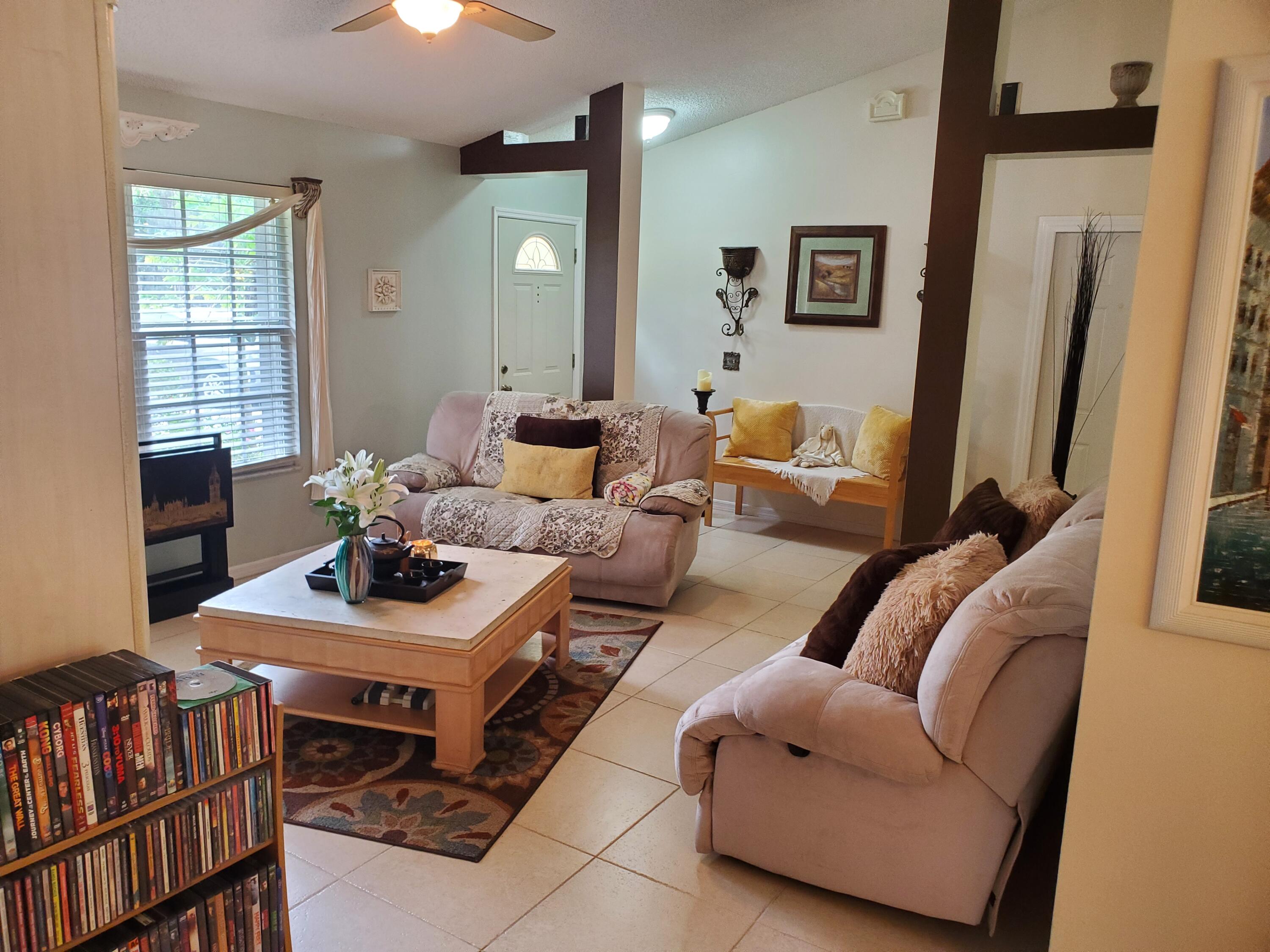 PORT ST LUCIE SECTION 43 - Residential