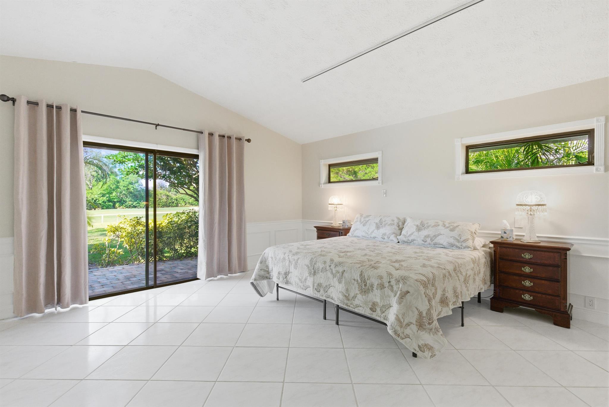 MARINER SANDS - Residential